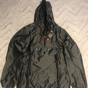 Under Armour Windbreaker